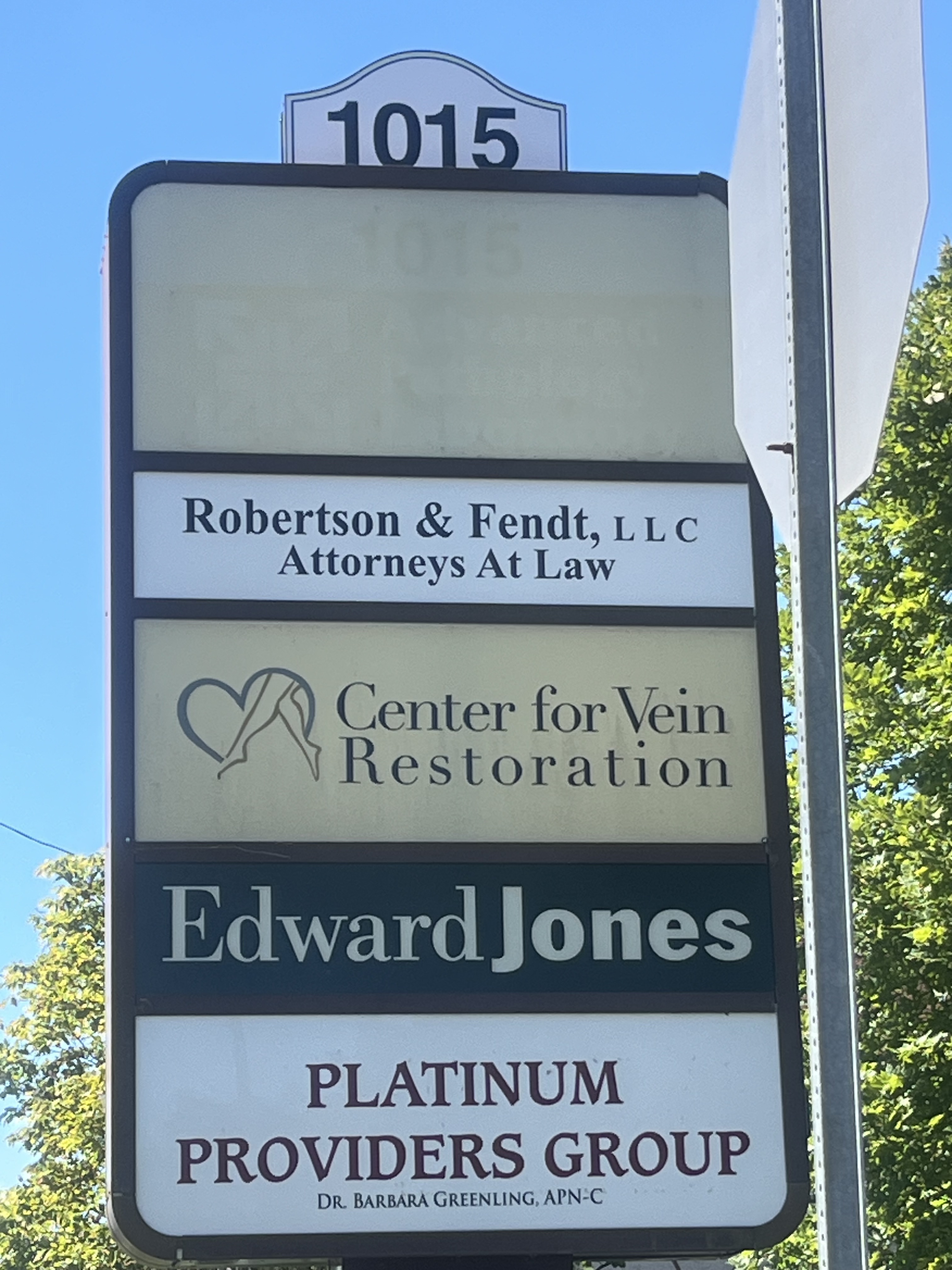 Exterior Photo of the Center for Vein Restoration in Northfield, new jersey