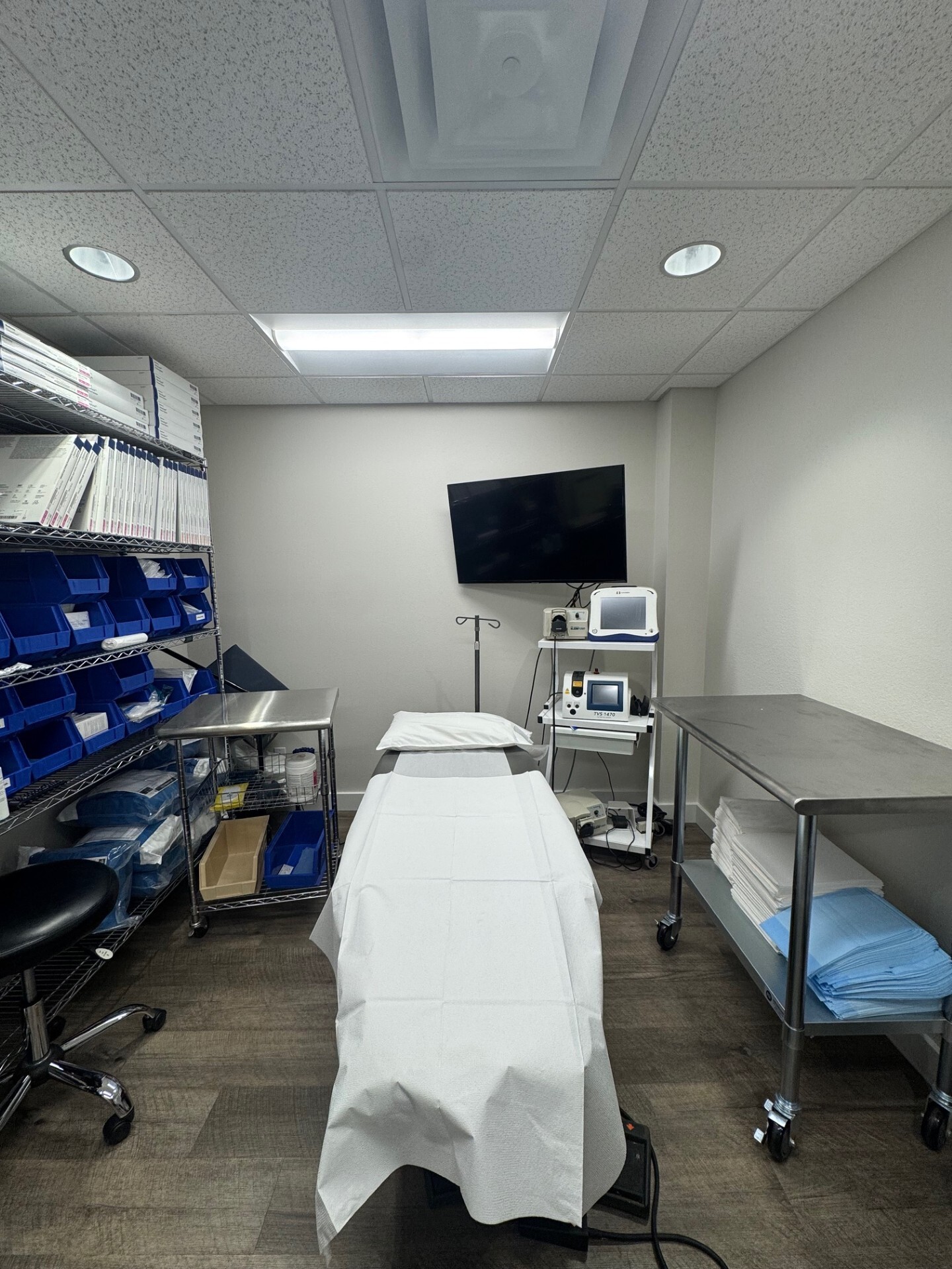 Interior photo of the Mesa, AZ Center for Vein Restoration showing the operating room