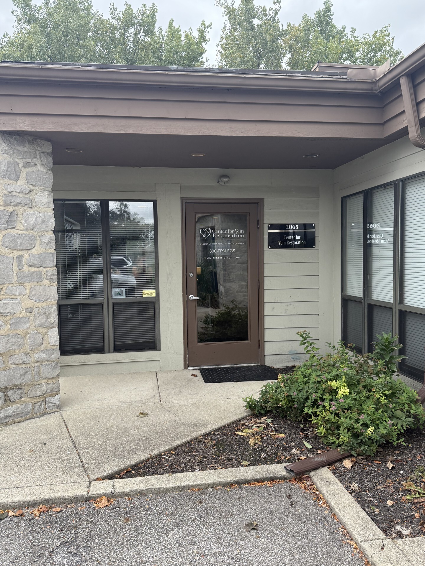 Exterior photo of the Gahanna, OH Center for Vein Restoration showing the main entrance door