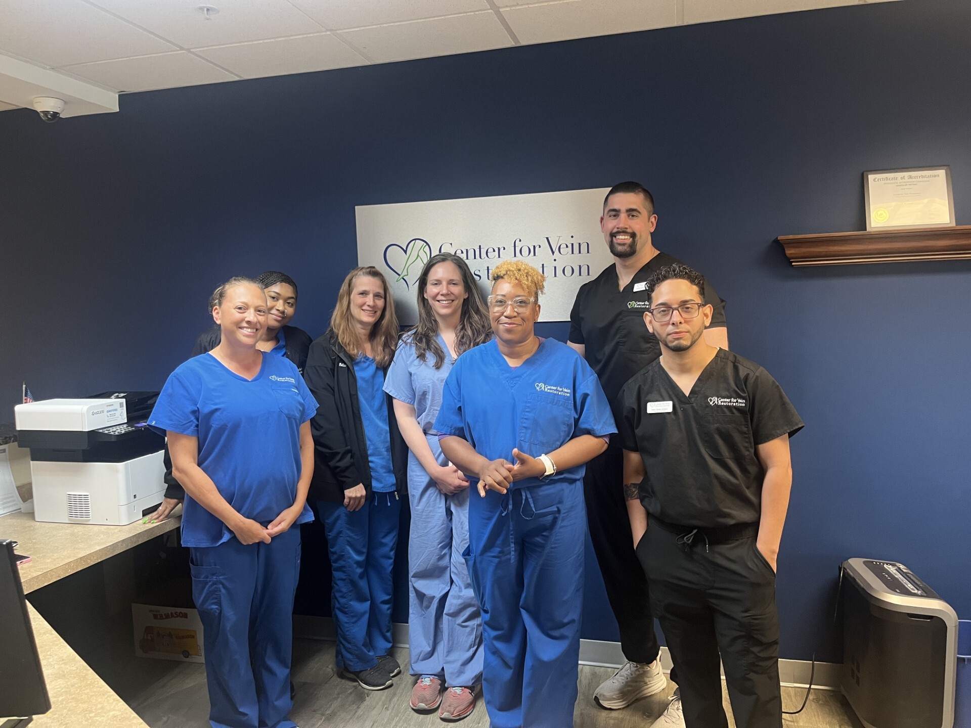 Center for Vein Restoration (CVR) se enorgullece de atender a los pacientes en nuestra clínica de venas en Wayne. Los médicos y el personal en CVR Wayne cuentan con décadas de experiencia colectiva en el tratamiento de los síntomas de enfermedades venosas