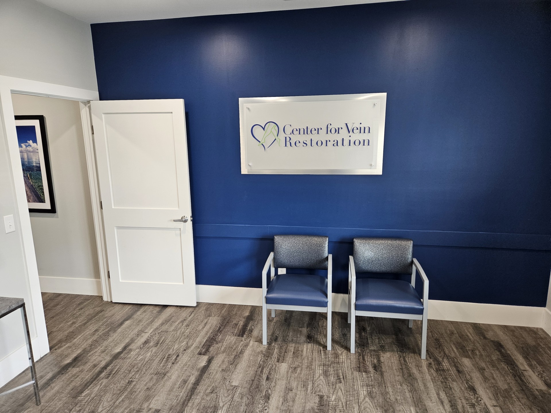 Foto del interior del equipo de Center for Vein Restoration en Rehoboth Beach, Delaware
