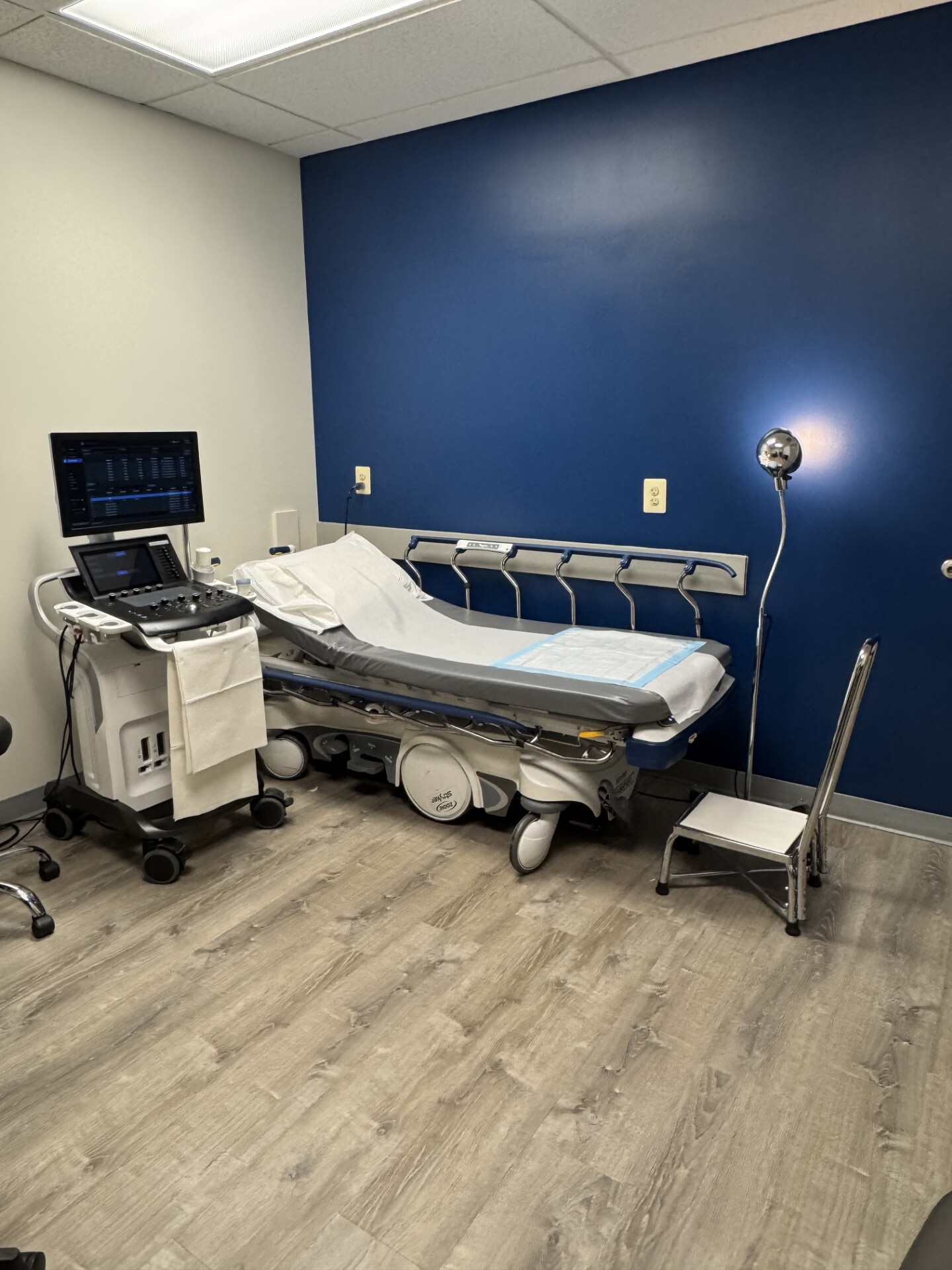 interior Photo of the Center for Vein Restoration in Frederick, Maryland showing the exam room