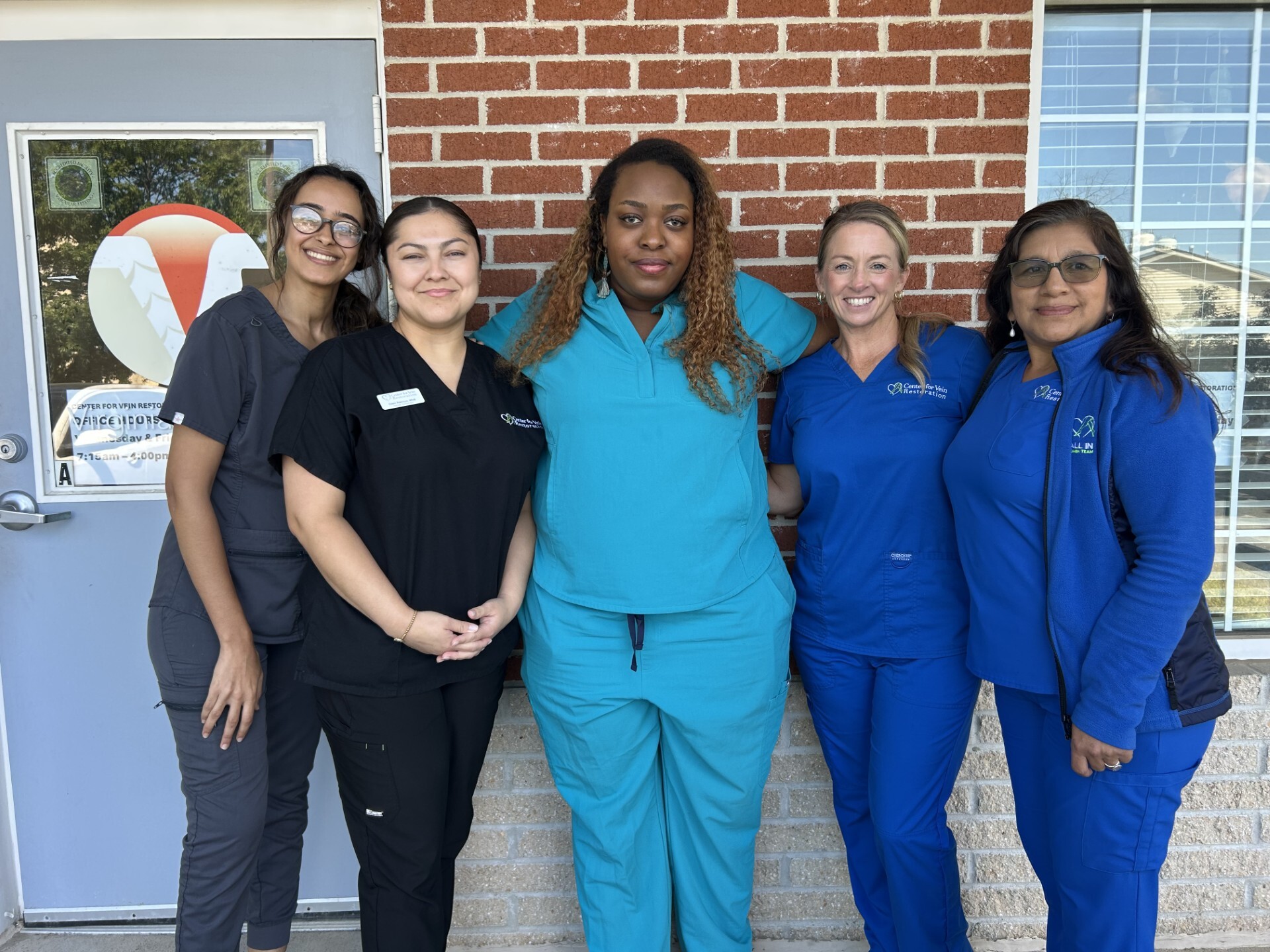 Foto de grupo del equipo en la ubicación de Purcellville, Virginia, del Center for Vein Restoration.