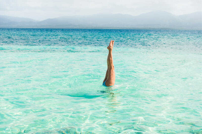 https://cdn.craft.cloud/4f7c8d17-0c96-40cd-89a4-3f6a0150b271/assets/images/woman-handstand-in-turquoise-sea-picture-id655958974.jpg?width=360&quality=80&fit=contain&s=u54WomDdF5mAYQYEPzPQZxdrzg5DTBho2ntxW4FliEM