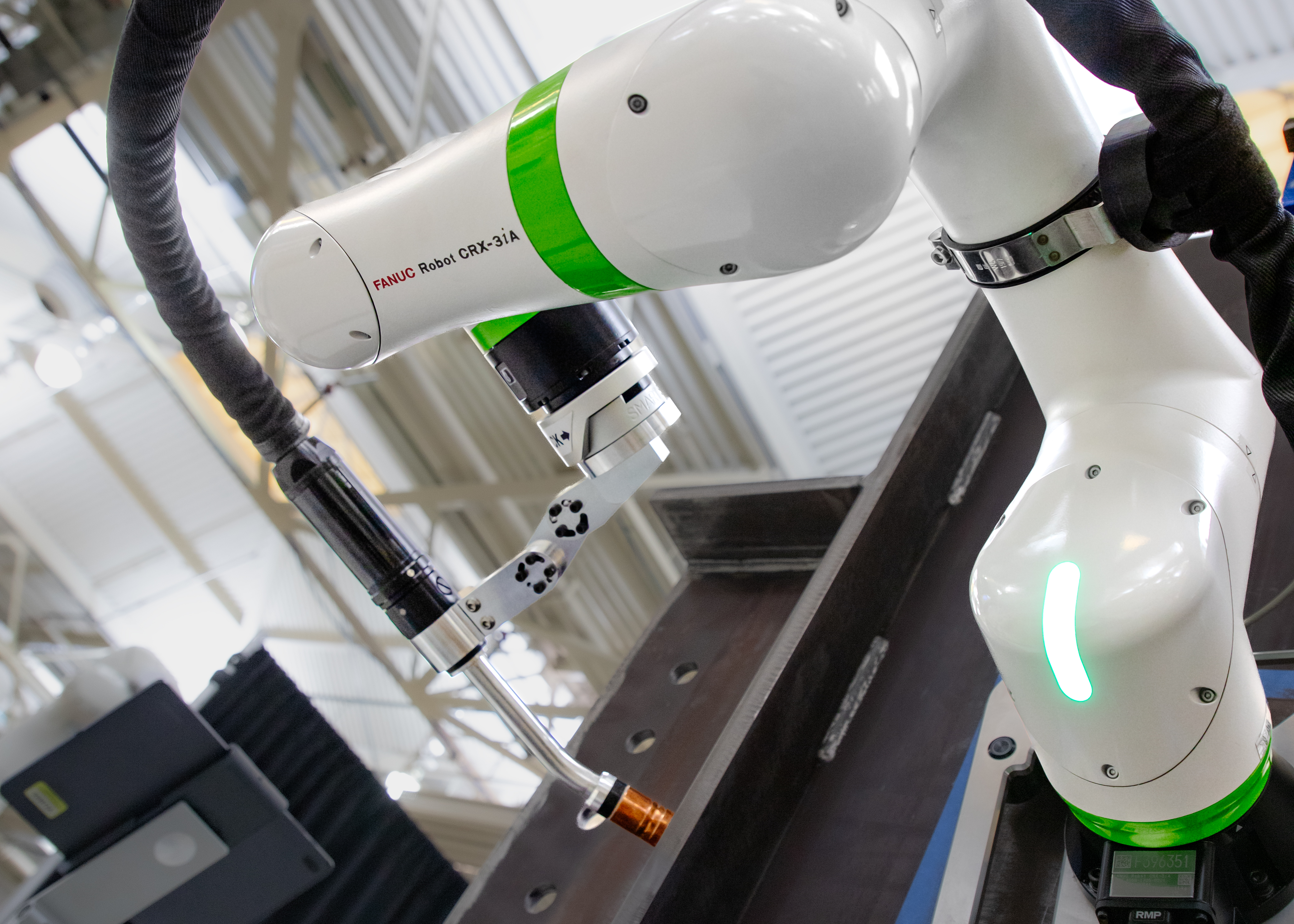 FANUC CRX-3iA cobot performing vertical welding