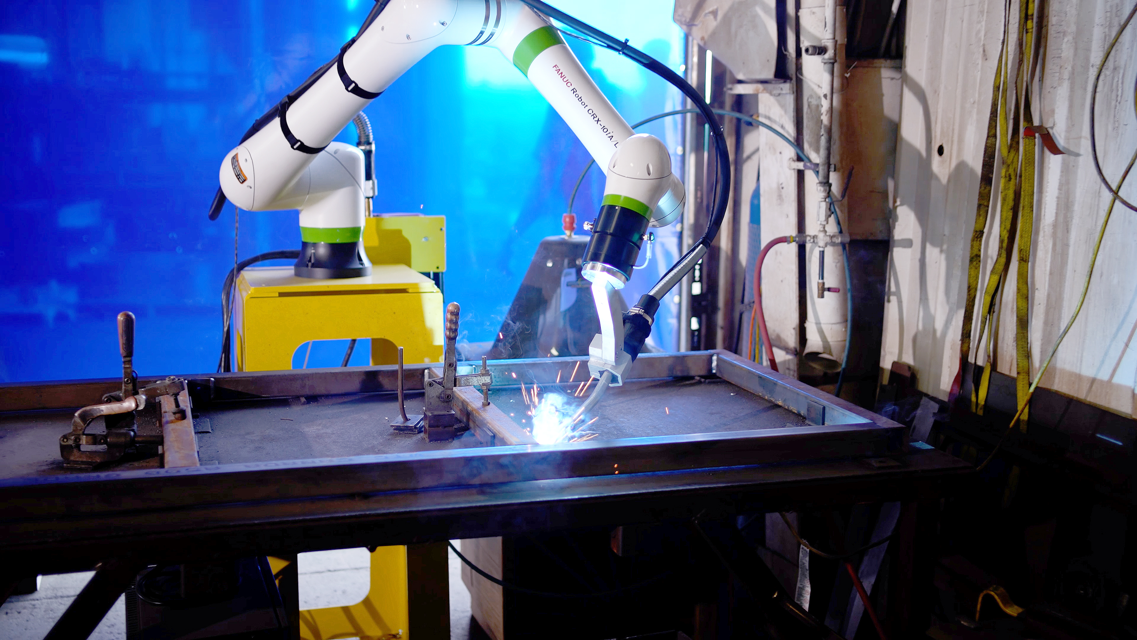 CRX10i AL Welding