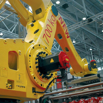 M410ic robot 700kg lifting cable banner