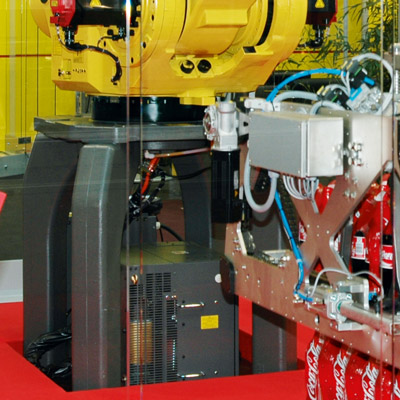 M410ic robot bevarages palletising banner