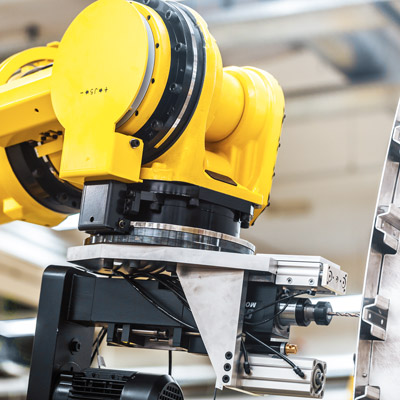 M900ia robot large gripper banner