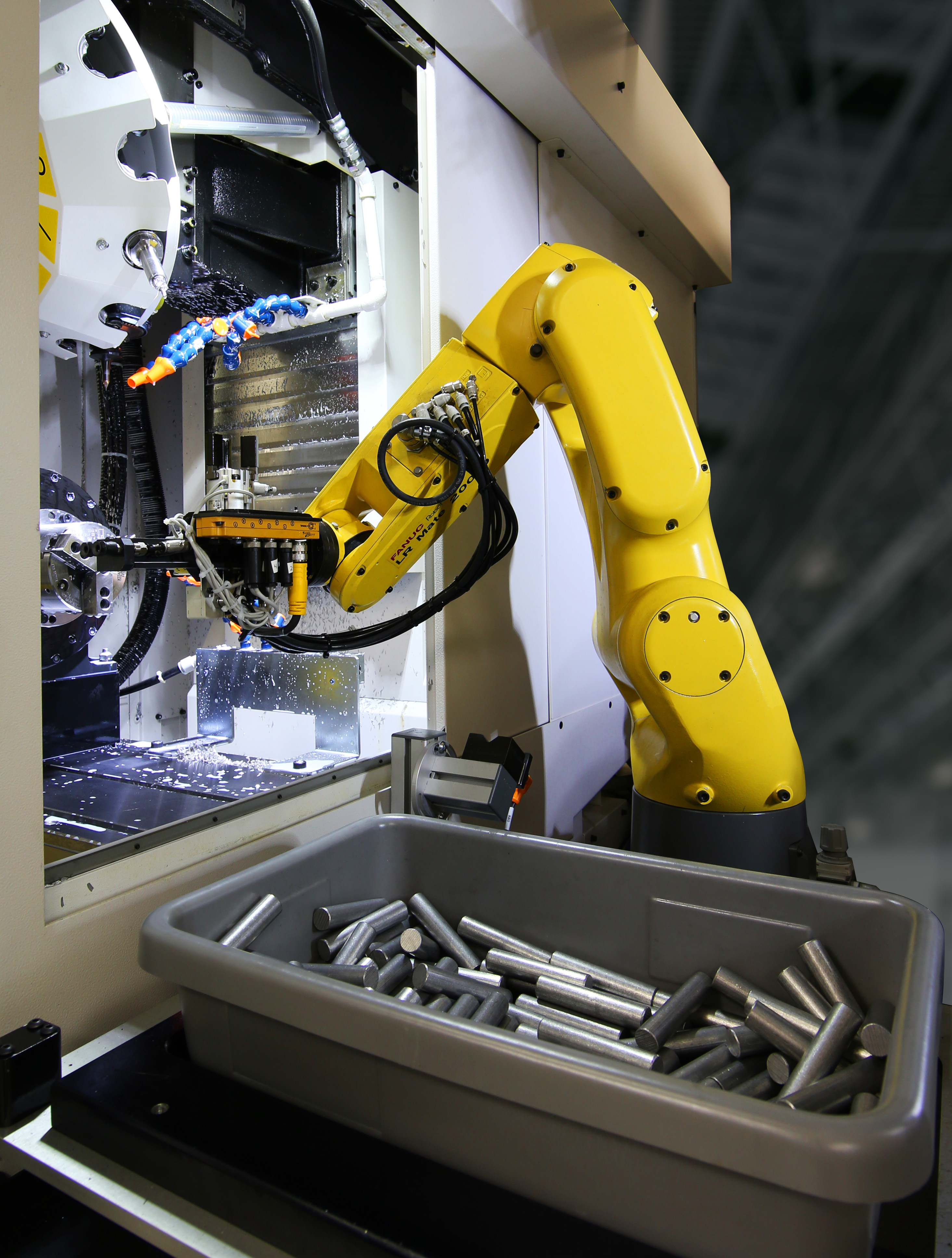LR mate 200i D Servo Door Machine Tending