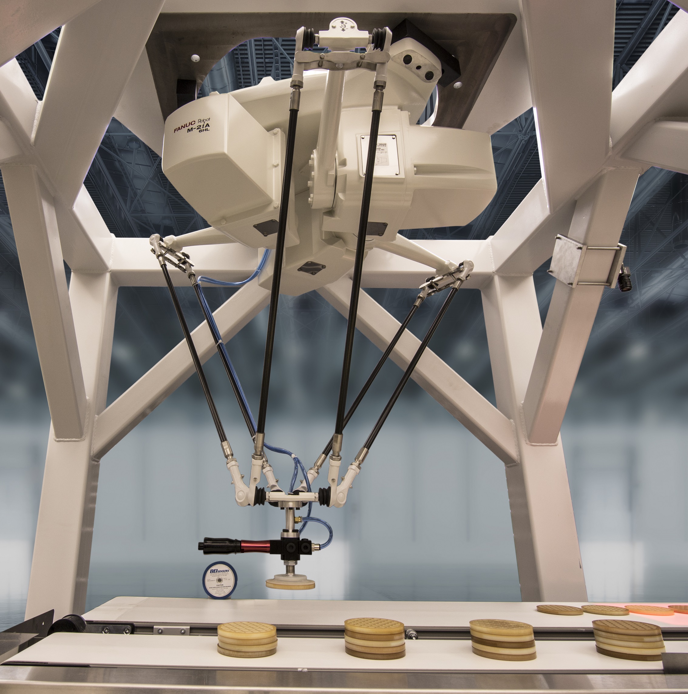 FANUC M 2i A stacking waffles