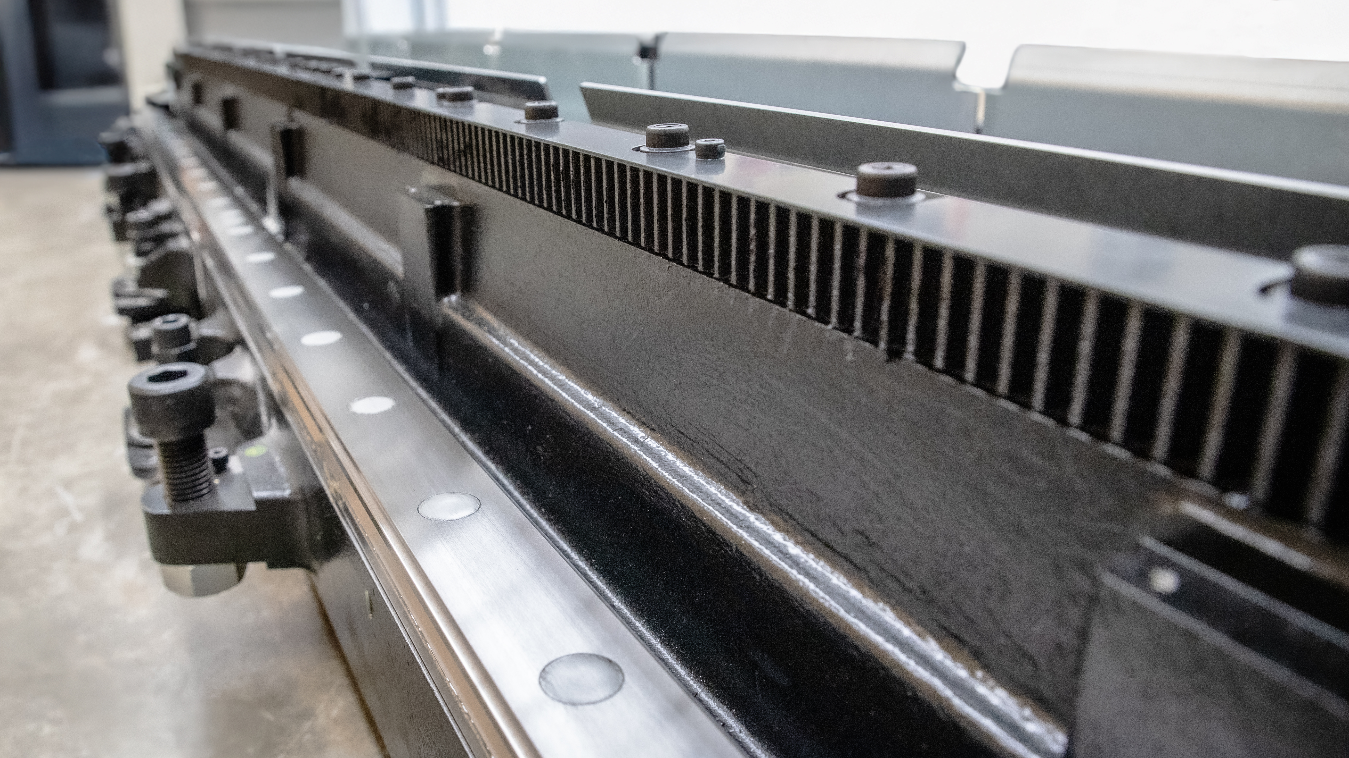 FANUC Modular RTU Rail Closeup