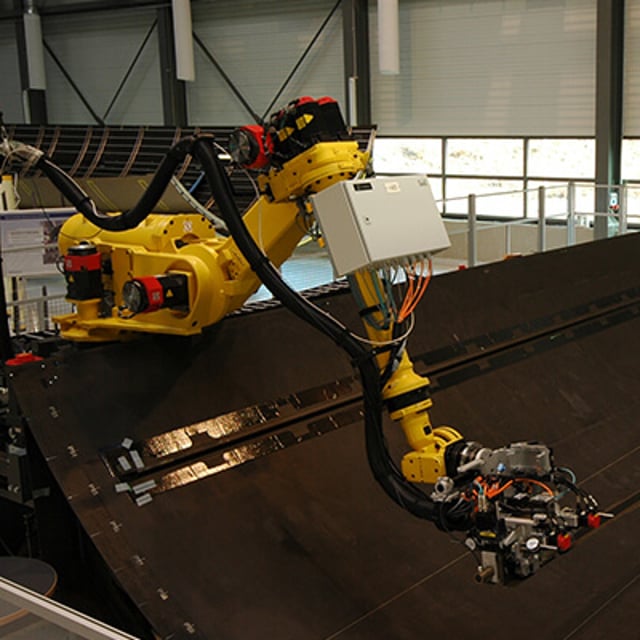 Fanuc Robot R&b 2000 R-2000/120R-39E | FANUC America