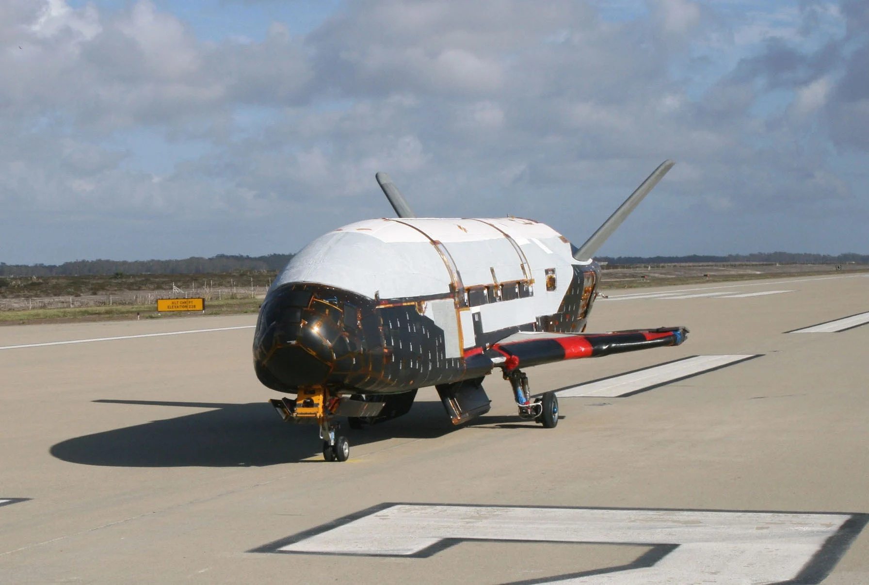Boeing X 37 B jpg