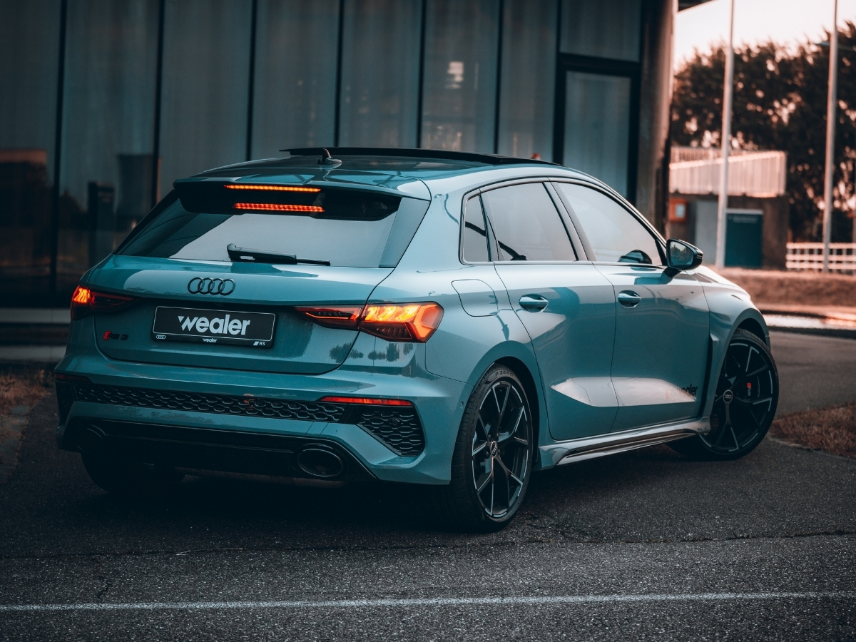 RS 3 Sportback achterkant 3 4x3