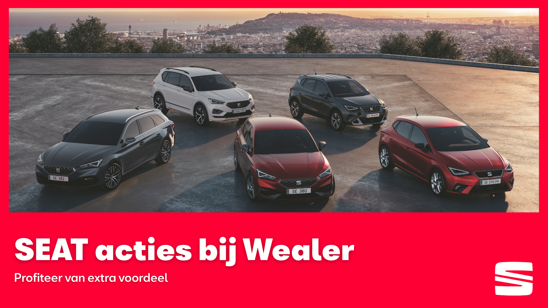 Verzameling van vijf auto's op plein