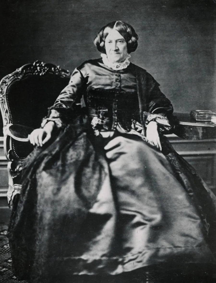 1974 25 27 358 crop web