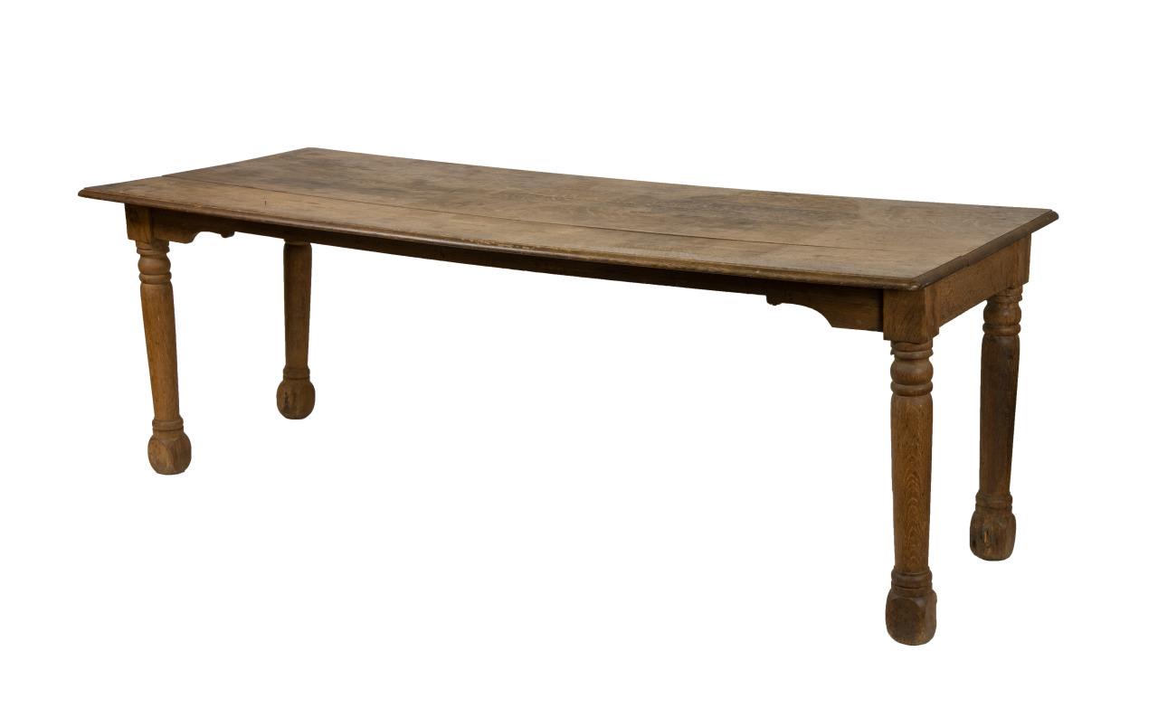 A photo of a refectory table used as a desk by Tennessee Williams.