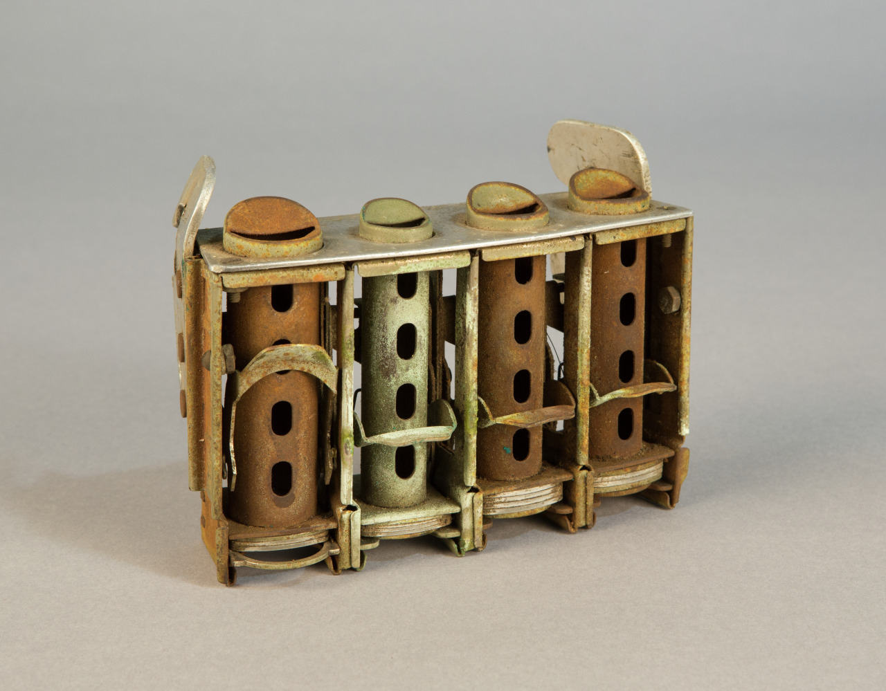 2010 0255 25 001 web