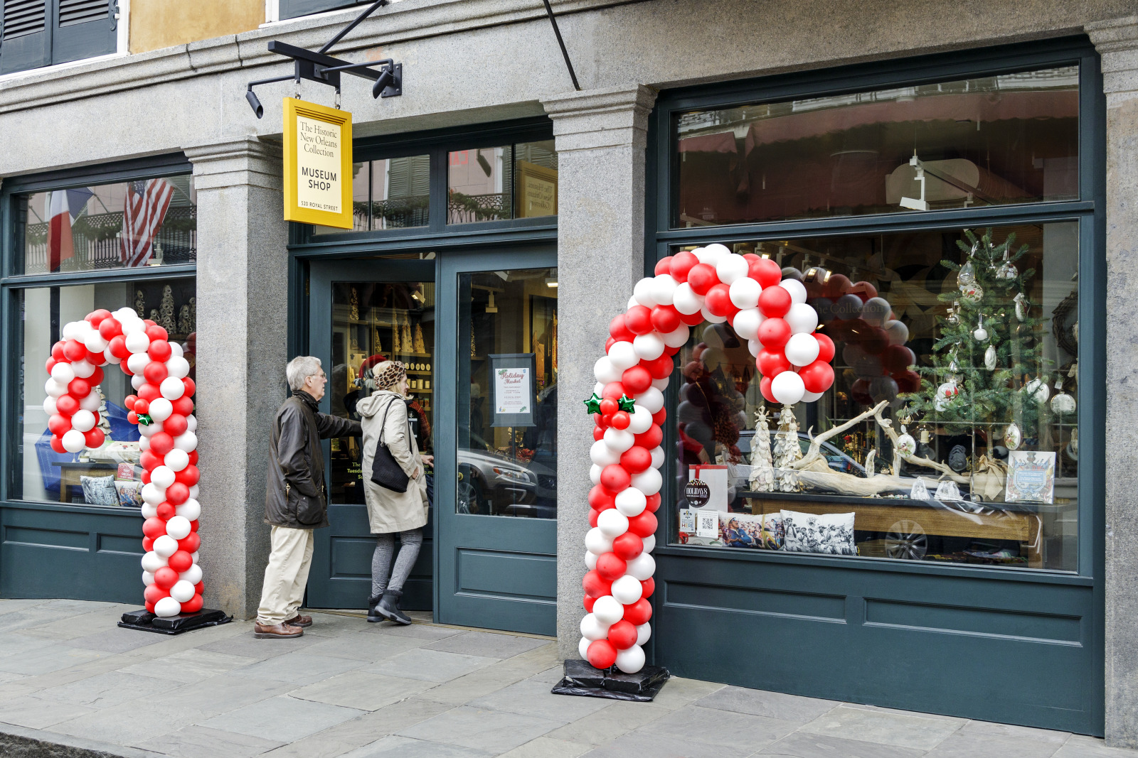 20221217 Holiday Market AJ002 web