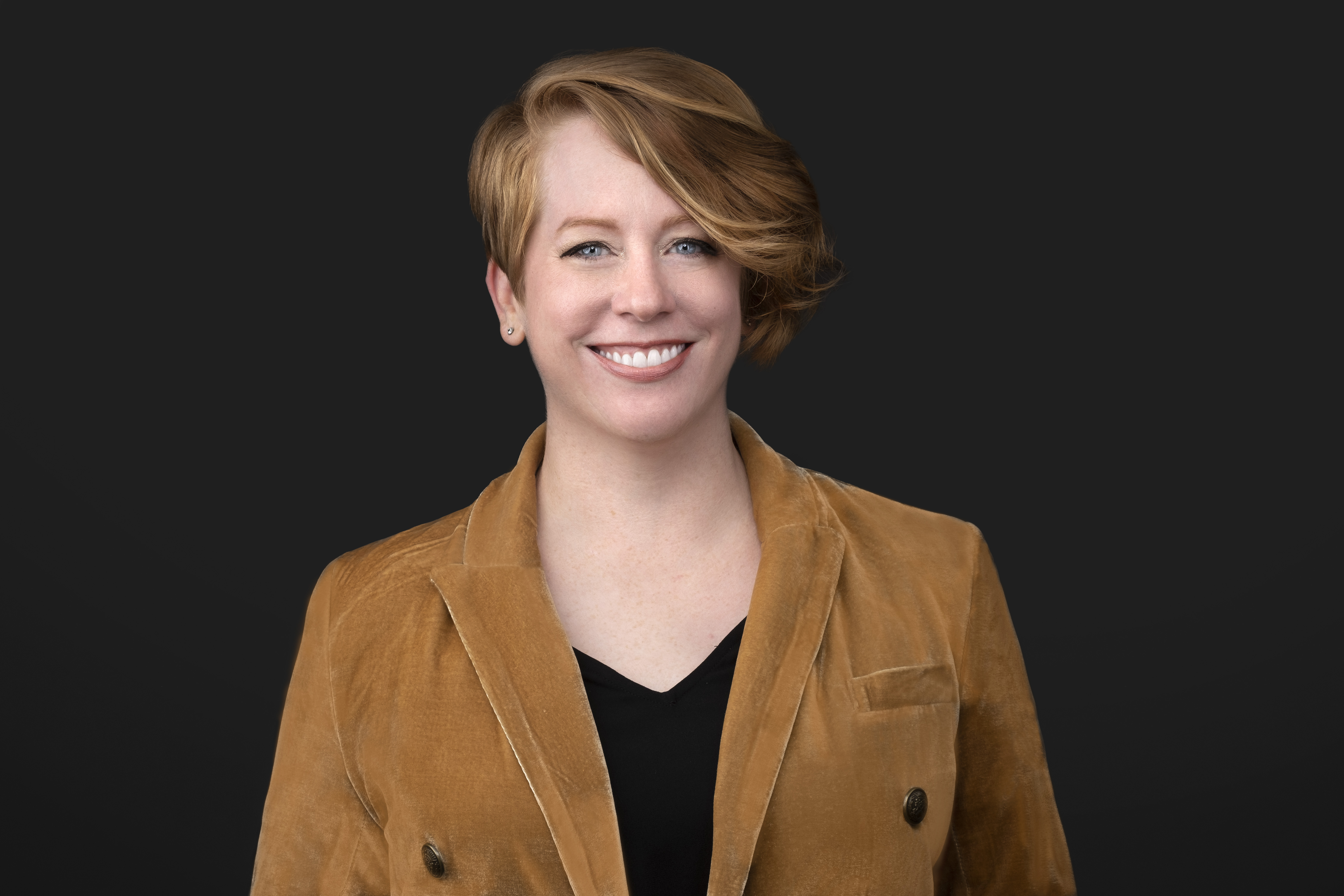 Headshot for author Betsy Golden Kellem