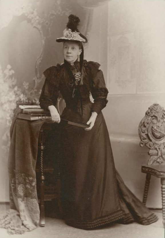 Eliza Jane Nicholson tripod