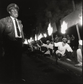 La Lens Flambeaux And Police Strembicki 2004 0049