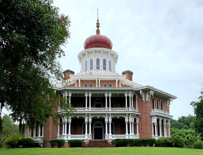 A modern photo of Longwood Plantation