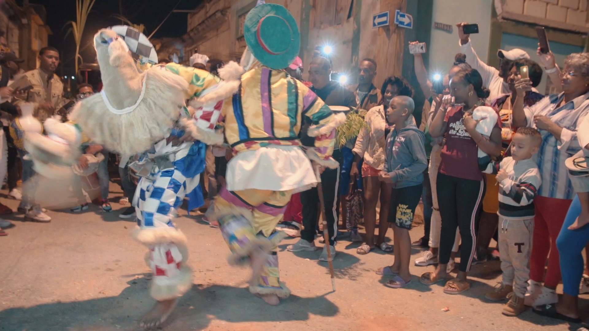 Tierra Sagrada Still 24 copy