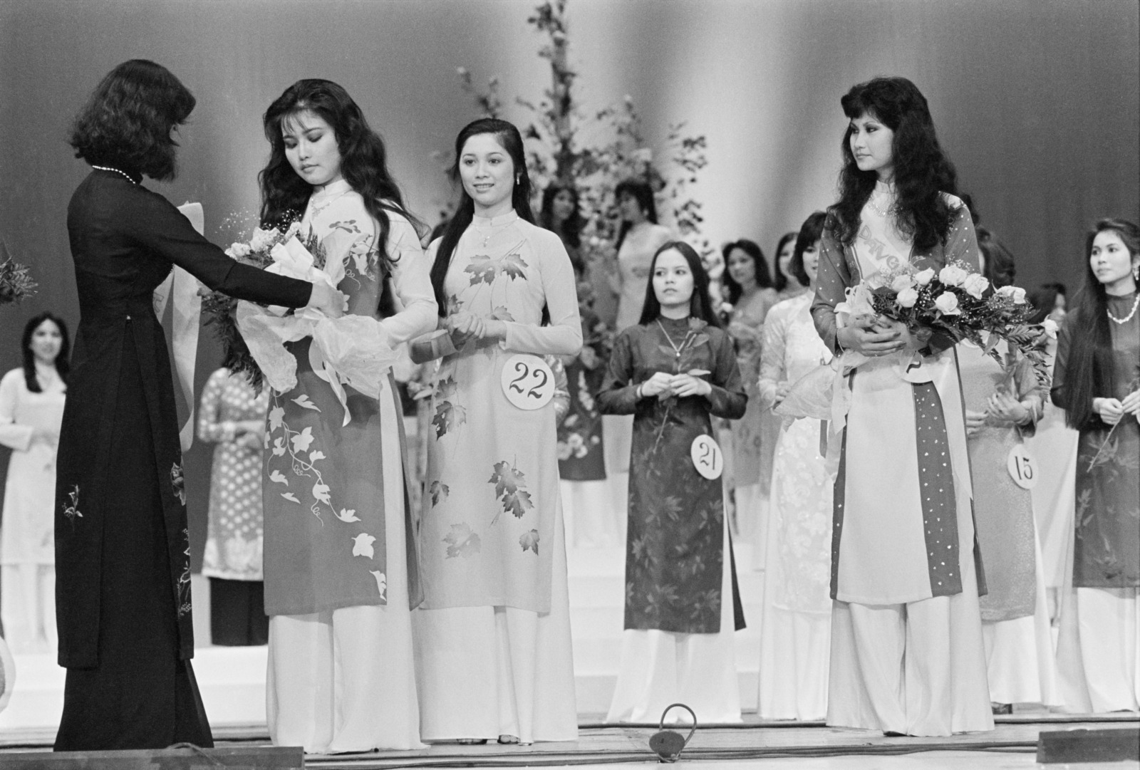 Miss Ao Dai pageant finalists, 1984–85, by Mark J. Sindler.