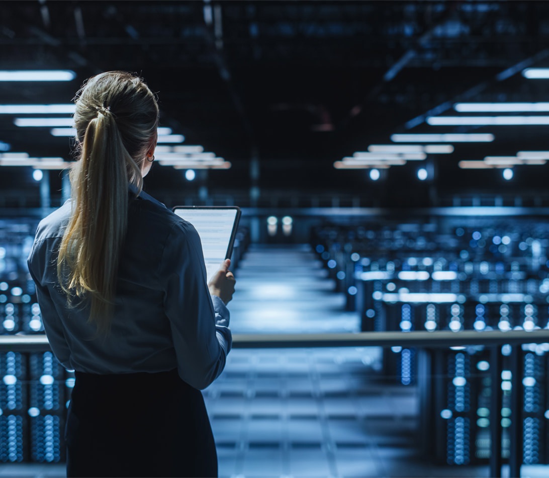 Technician data centre servers cloud connect