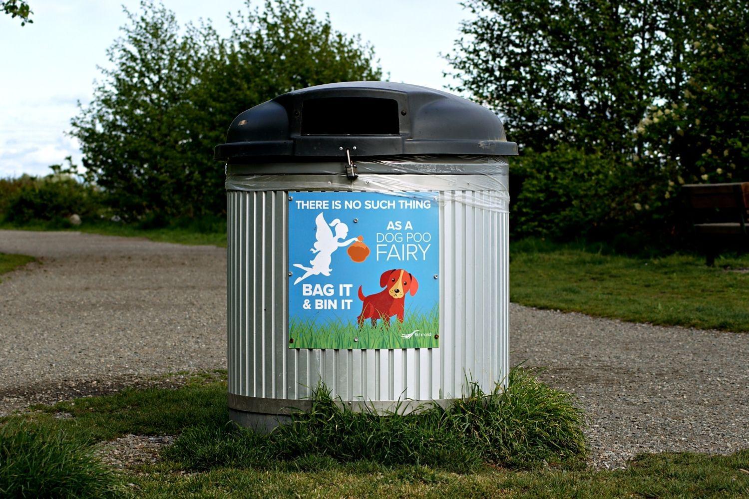 Dog-Park-Etiquette-poop-bin