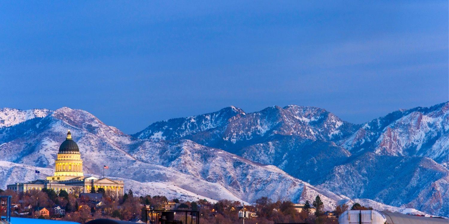 Enjoy some outdoor time with your pup at any one of these dog parks, dog-friendly hikes, and off-leash areas in Salt Lake City. Check out our list and run wild!