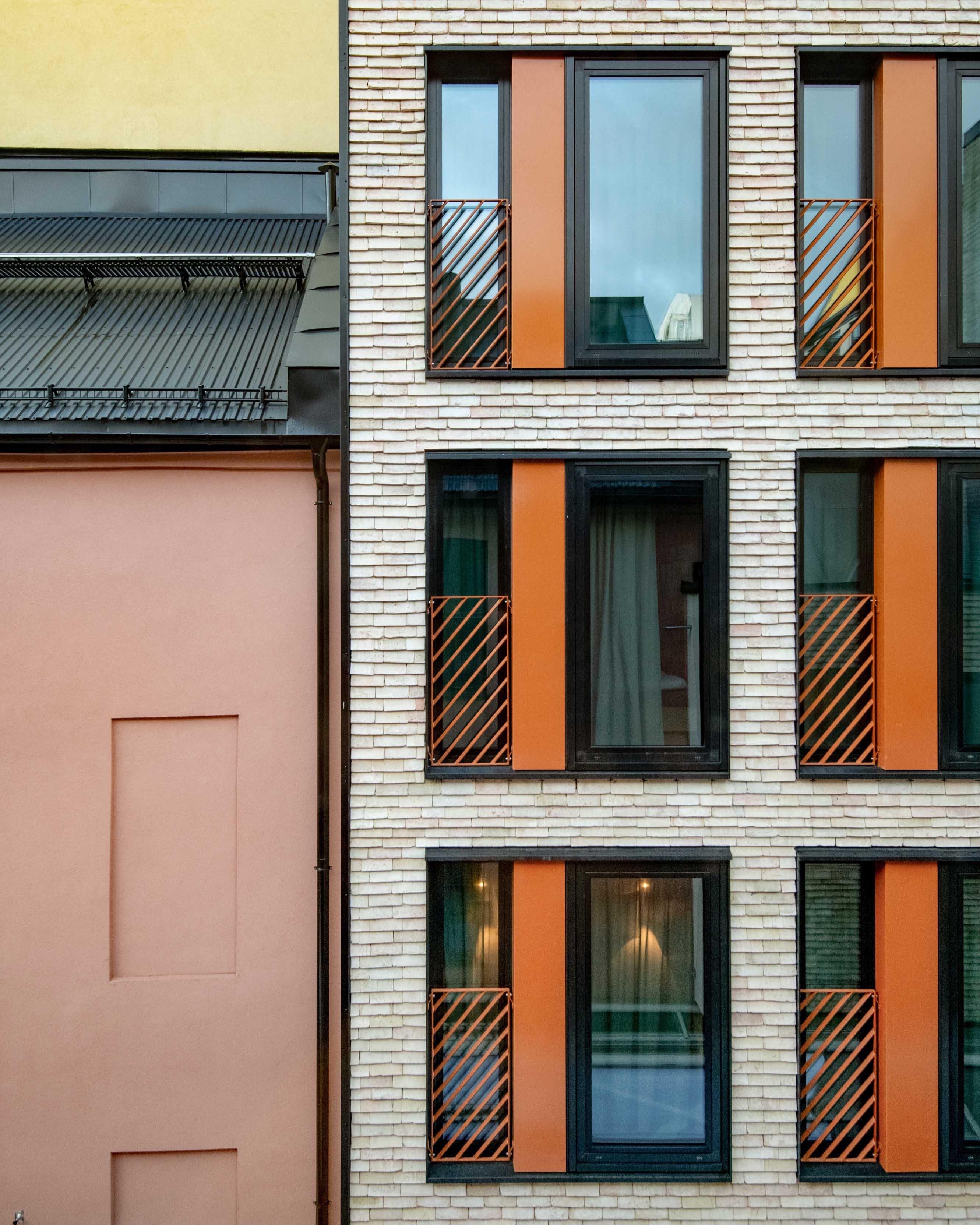 Fasade med HØINE Clay Shingle