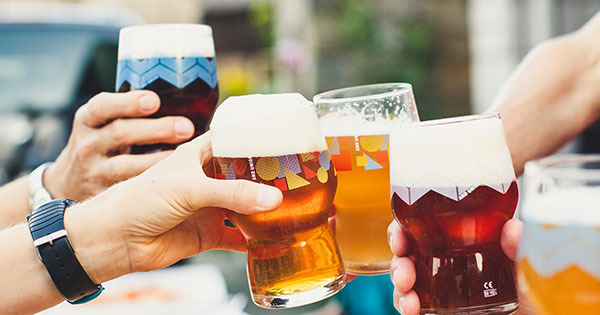 Bottles brews buds markus spiske unsplash