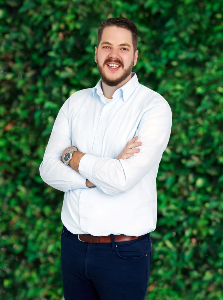 Eli Standing Website