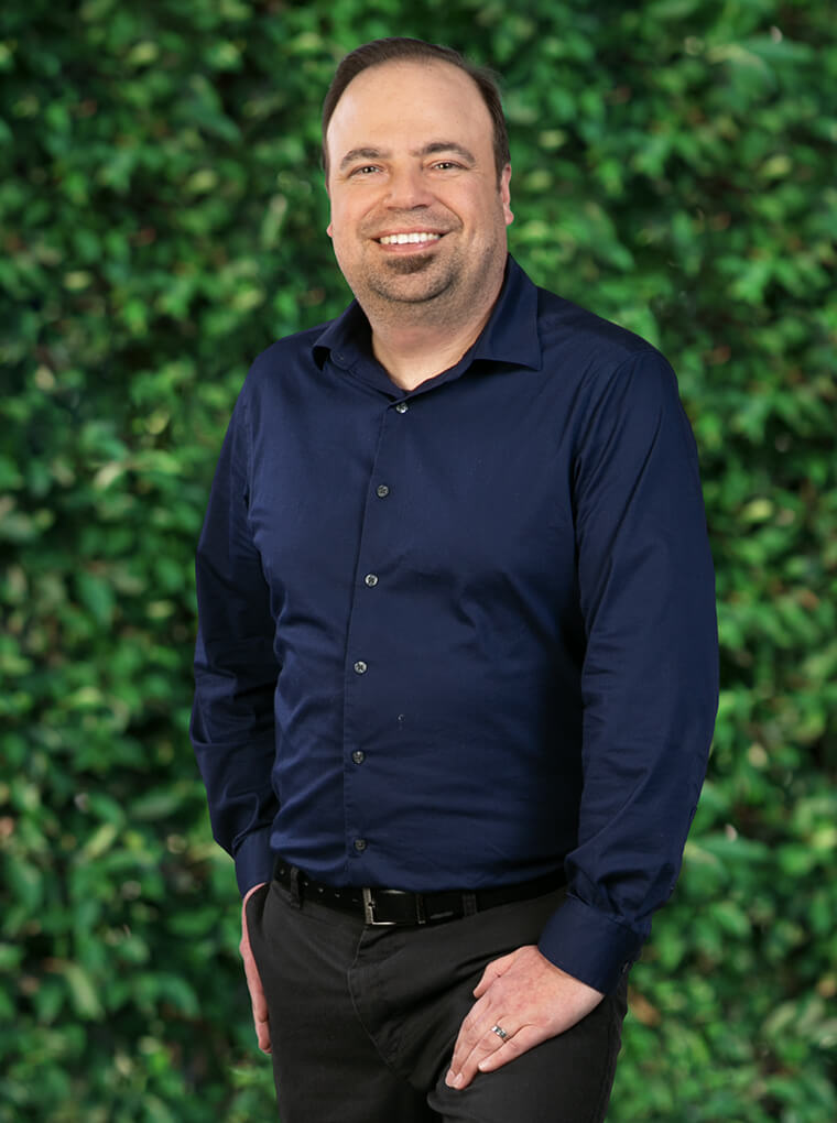 Eric Orlando Website Standing