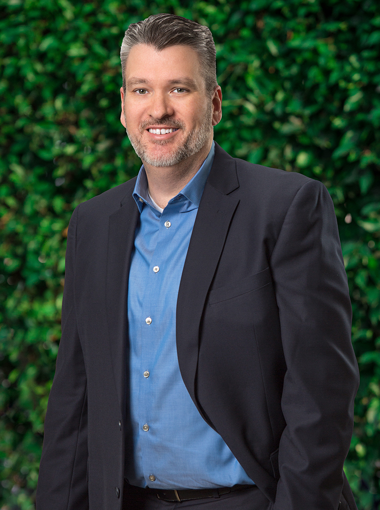 Holoubek Andrew Halfbody