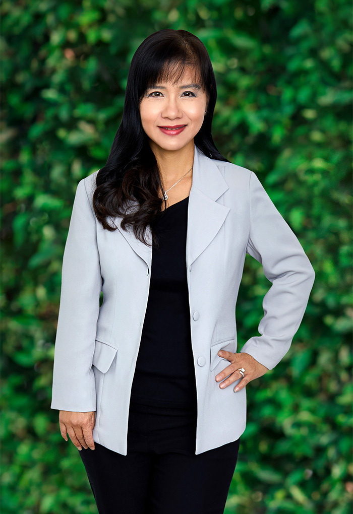 Jennie Tieu Standing