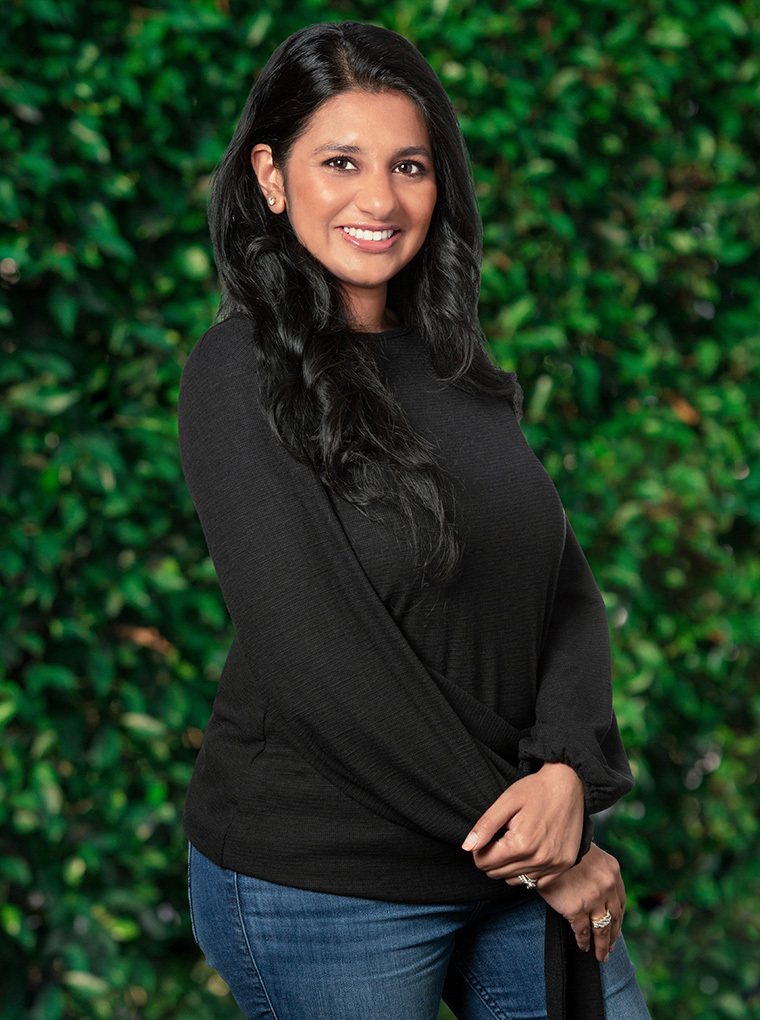 Shah Neha WEBSITE Standing