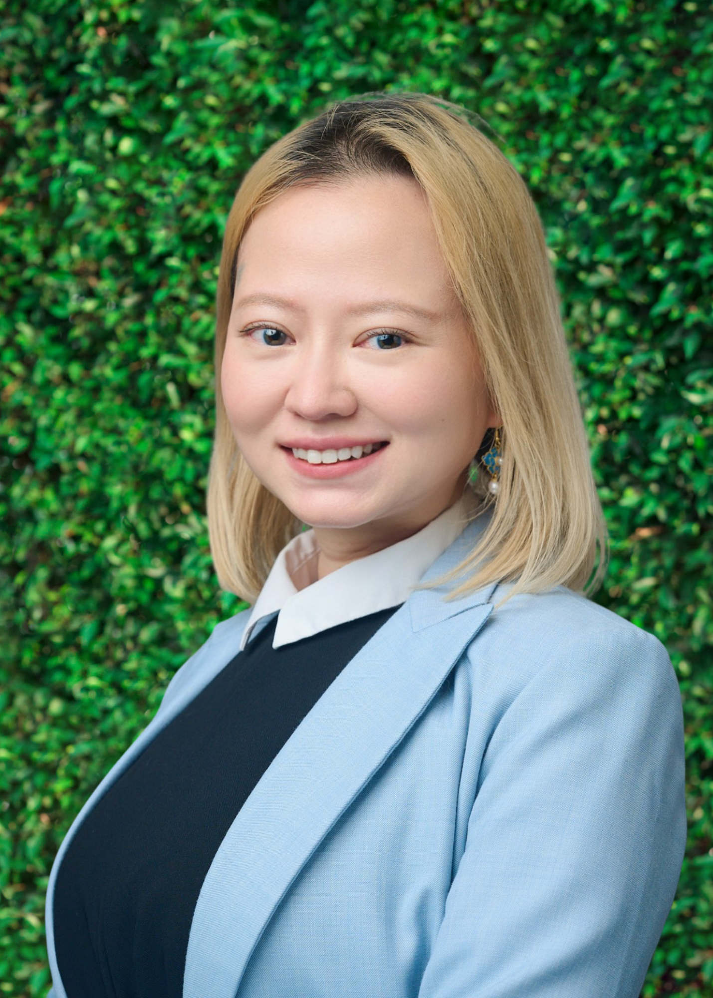 Yoyo Yang Headshot web