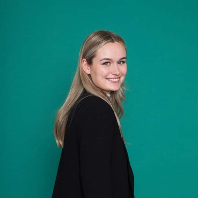 Jennifer van den Broek