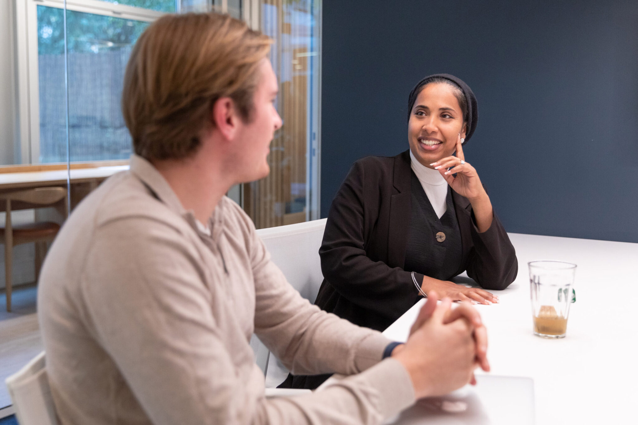 employee interviewing candidate
