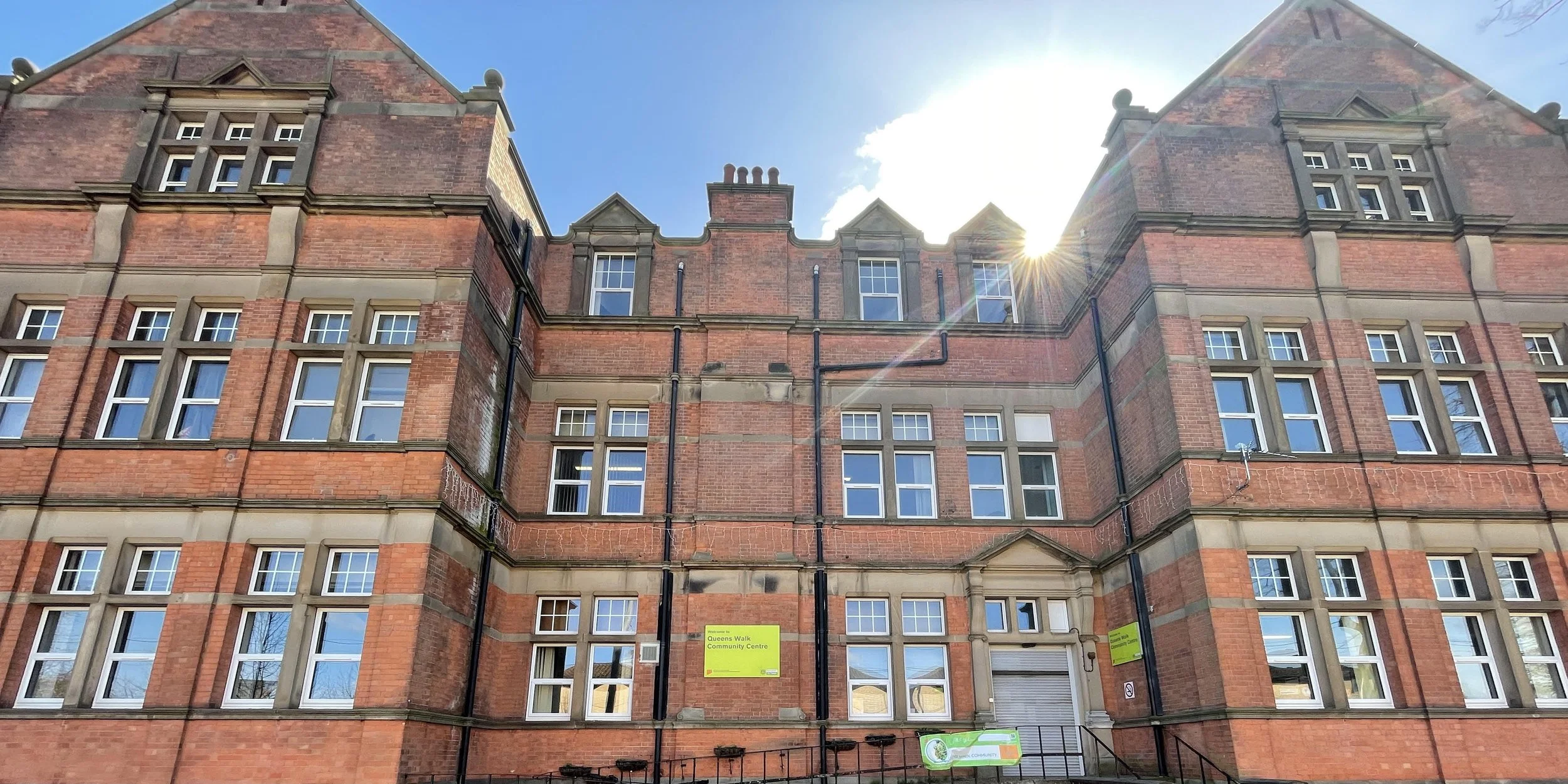 Queens Walk Community Centre front entrance