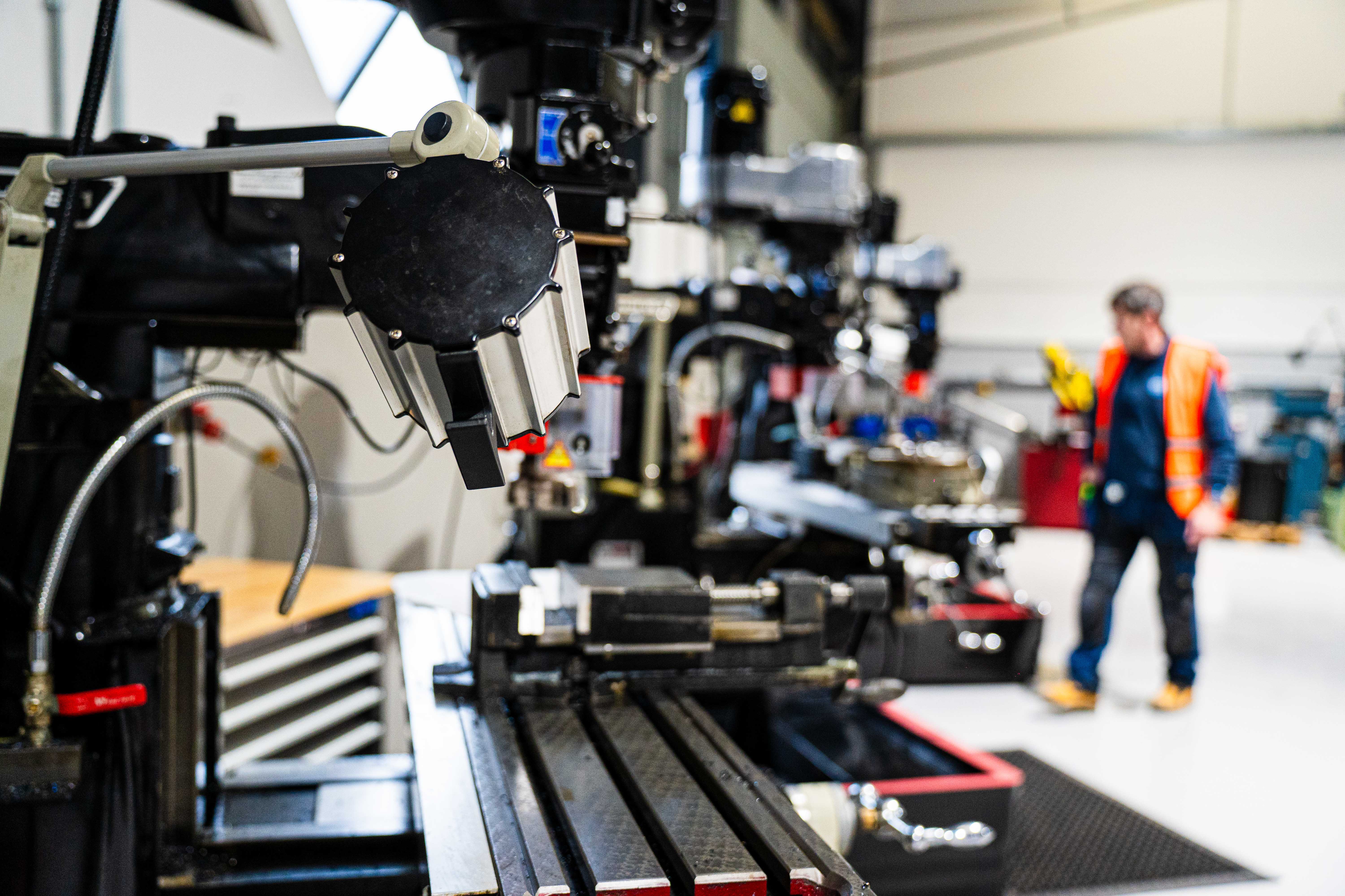 Engineering tutor in a workshop
