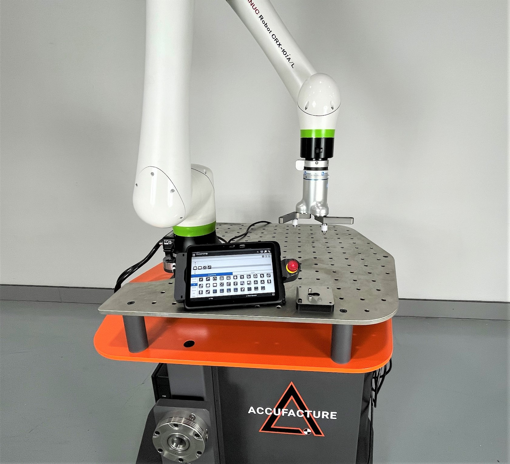 AccuTask Workstation for Precision Tasks in CRX Cobots