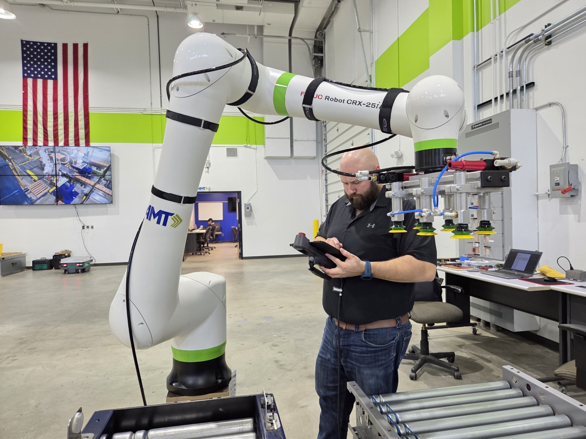 CRX Palletizer Maverick