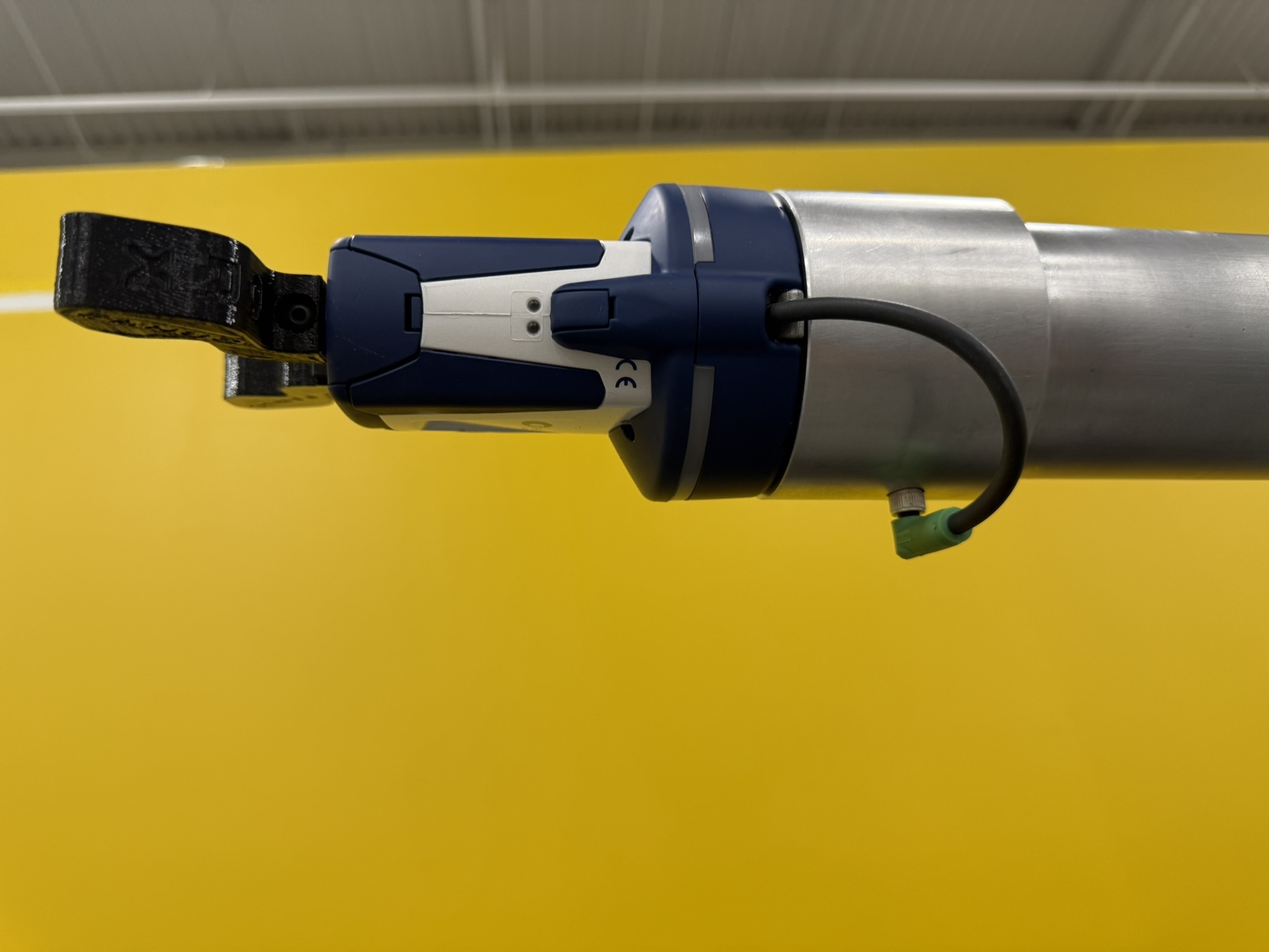 Techreo Reach Extender tool end