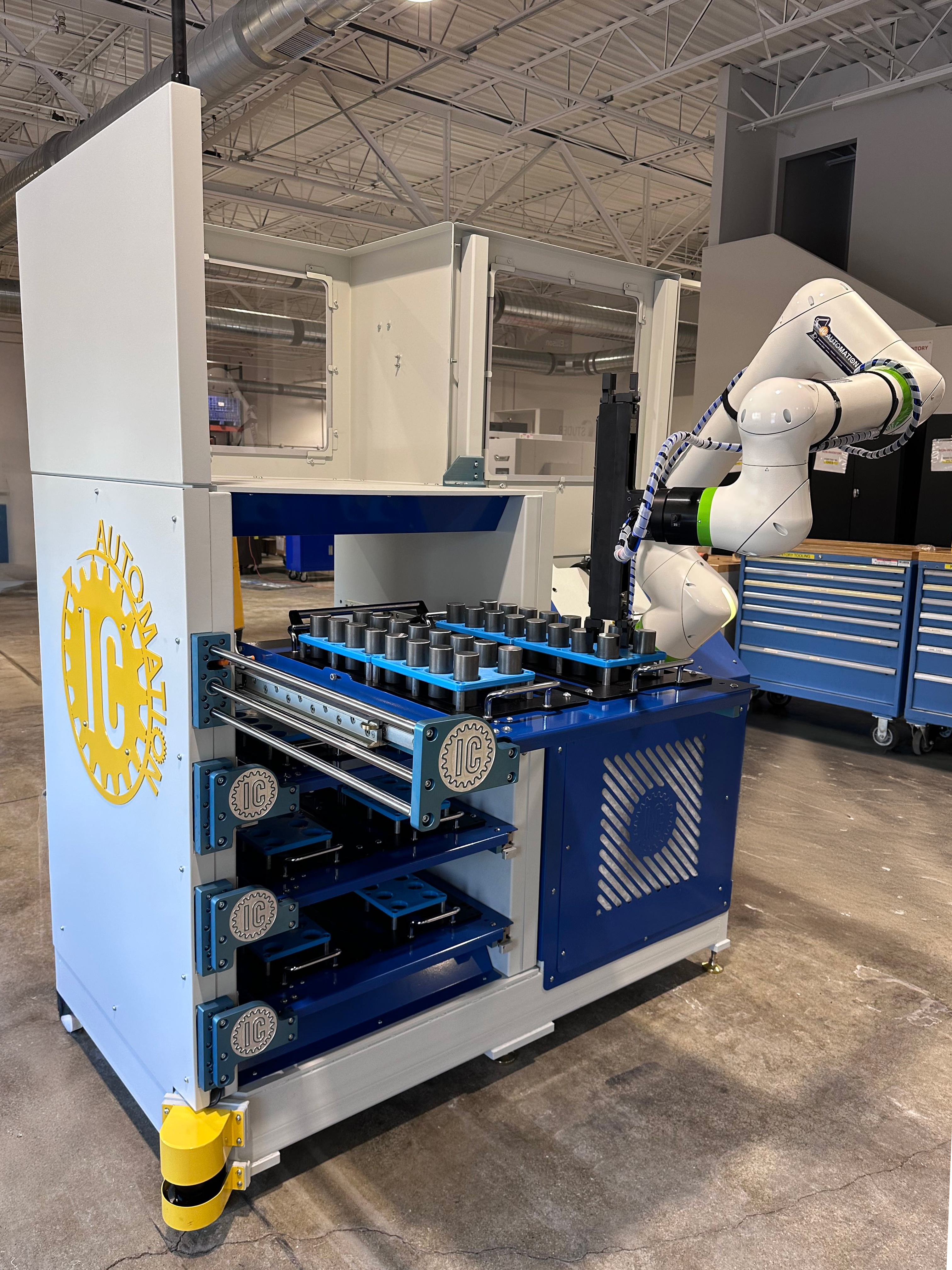 Smart Load 1500 FANUC Cobot Go 1