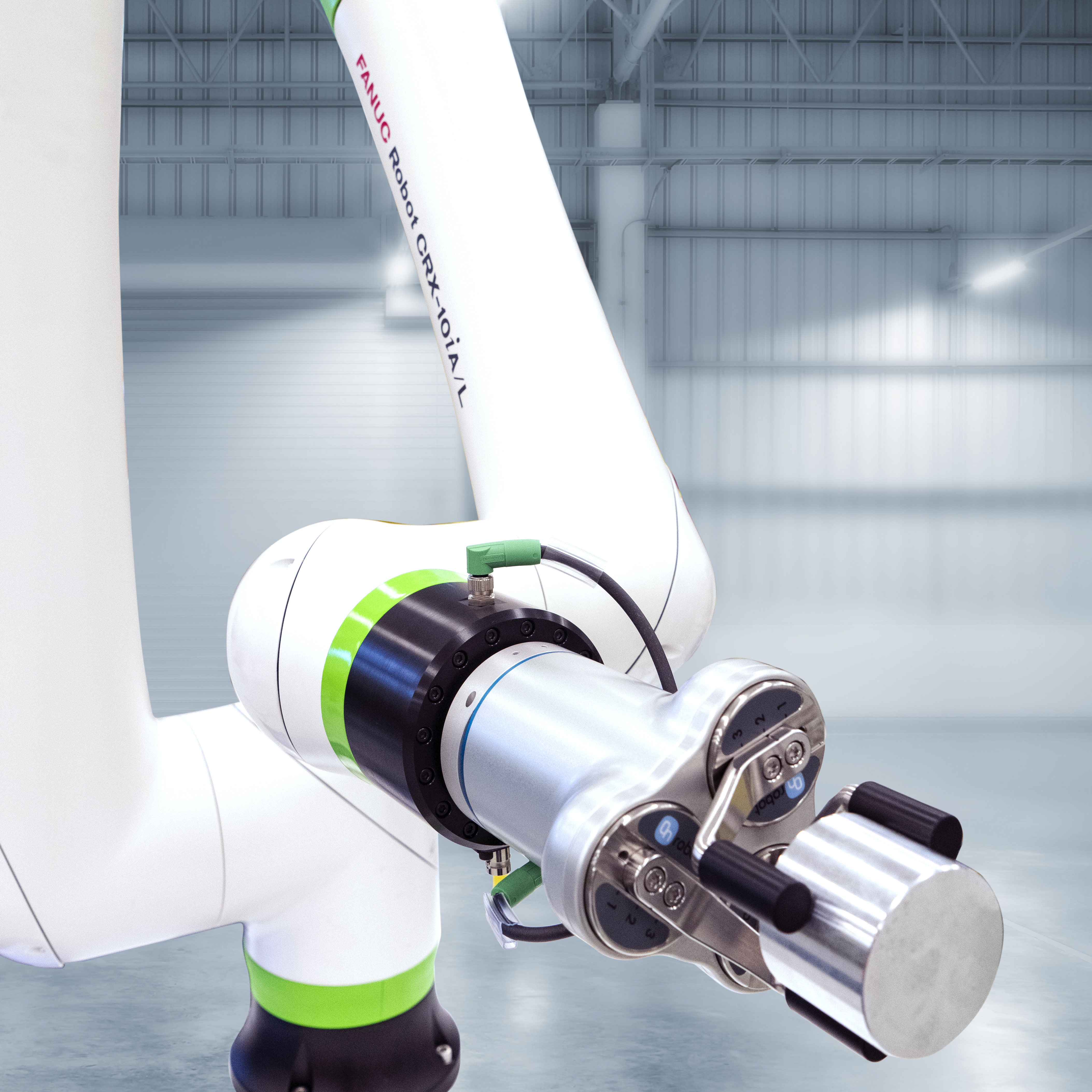 CRX-10iA/L Handling Cylinder in Gripper